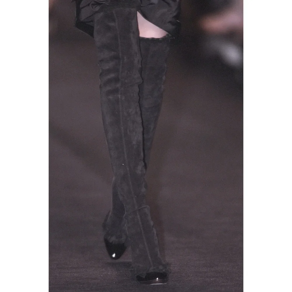 Yves Saint Laurent Tom Ford Fall 2002 Runway Thigh High Suede Boots 36.5